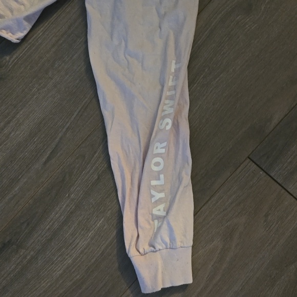 Crop top lover taylor swift merch, rose and made out of cotton rare - Picture 2 of 3